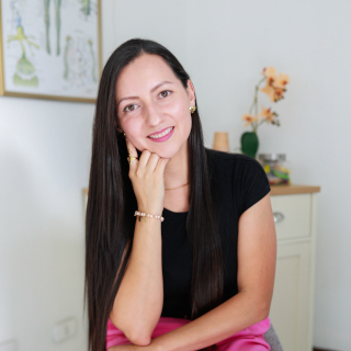 Dra Alpizar320x320